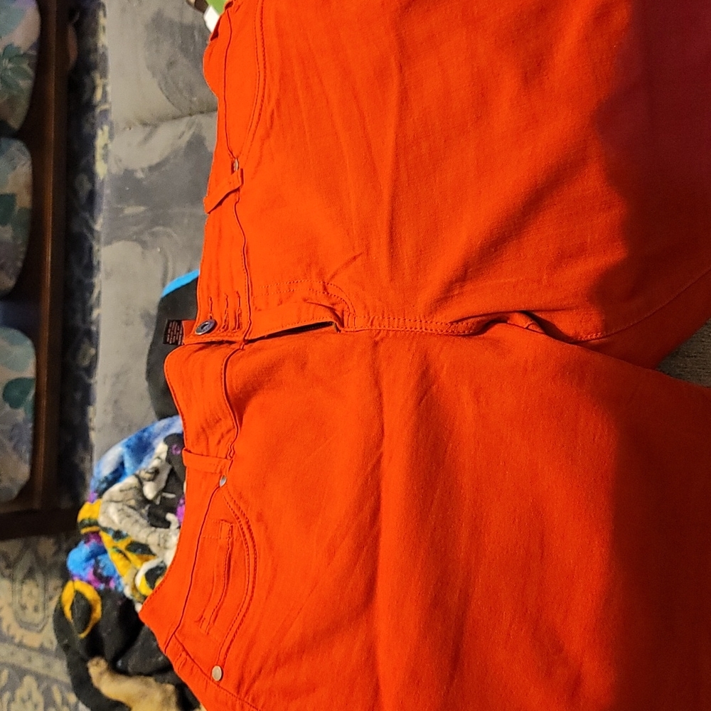 Torrid red jeggings stretchy! EUC! SIZE 20R.